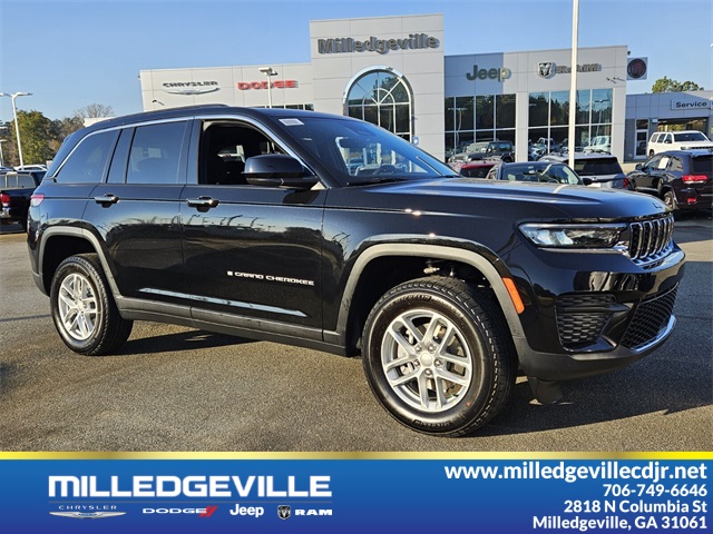 2025 Jeep Grand Cherokee Laredo's photo