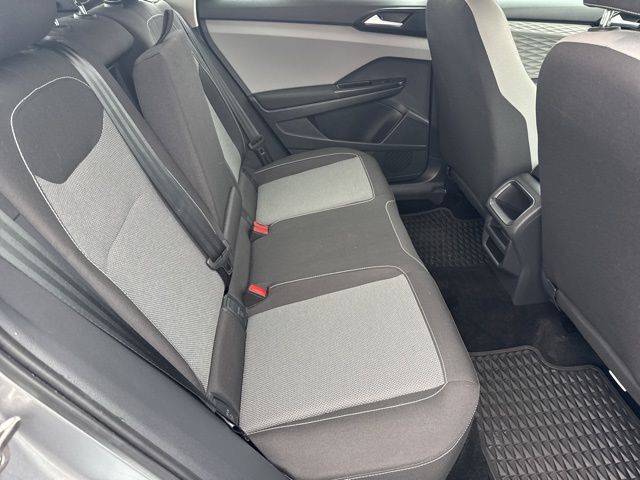 2023 Volkswagen Taos S photo 14