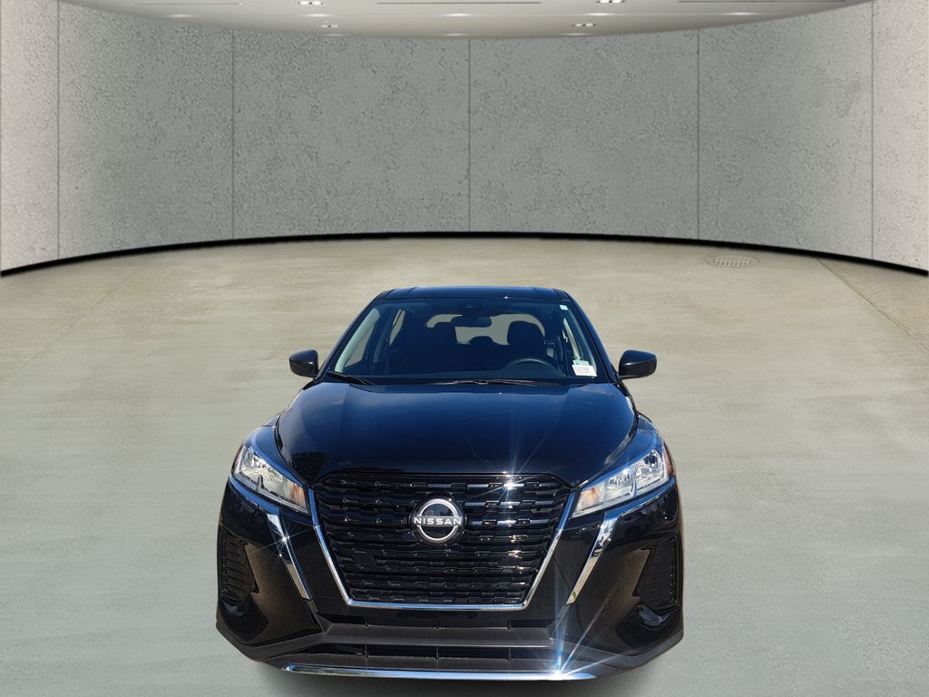 2024 Nissan Kicks S photo 2