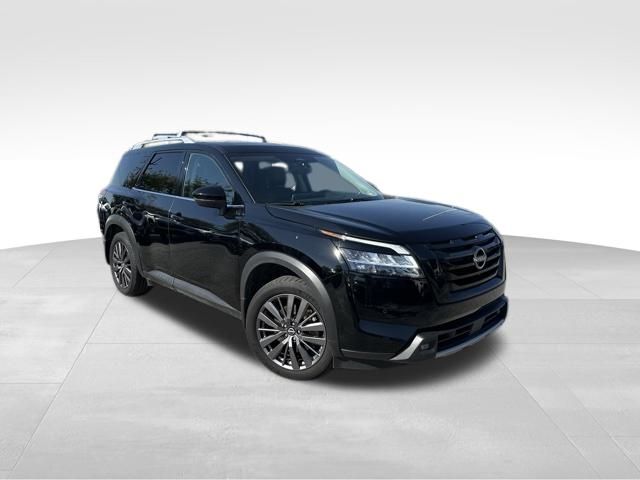 2022 Nissan Pathfinder SL's photo