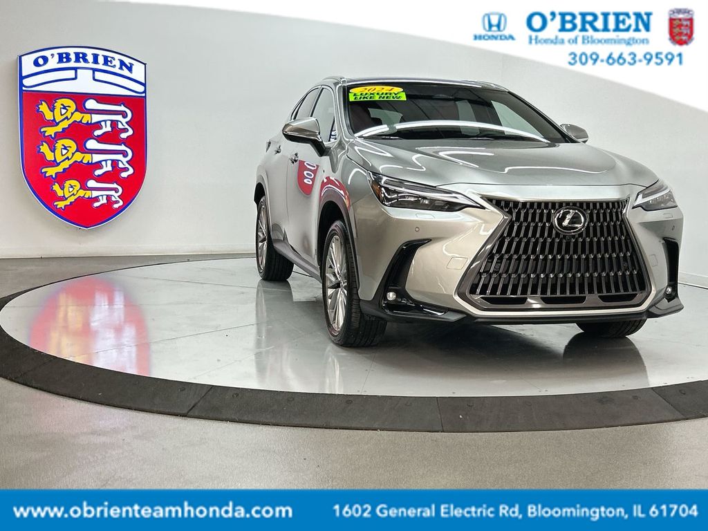 2024 Lexus NX 350's photo