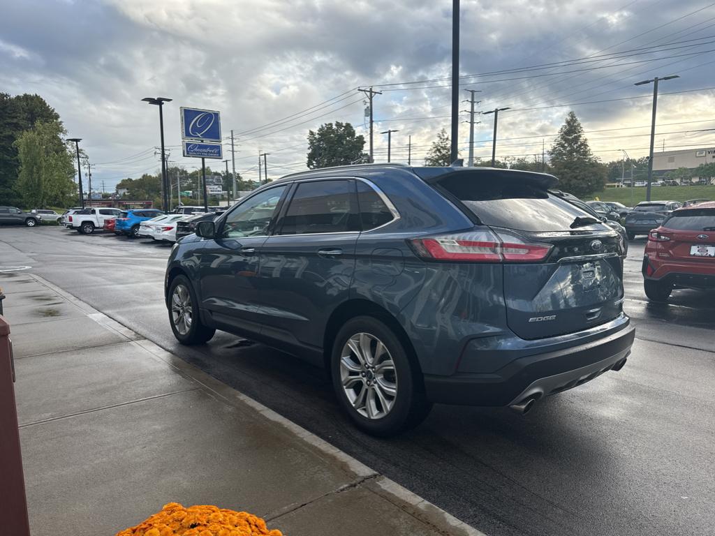 2019 Ford Edge Titanium photo 5