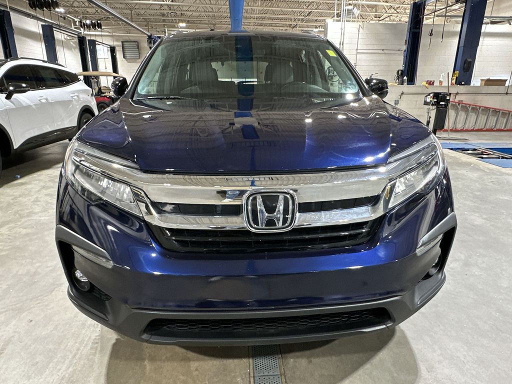 2021 Honda Pilot Touring photo 3