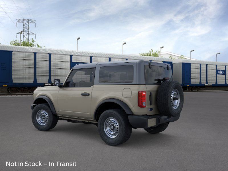 2025 Ford Bronco Base photo 4