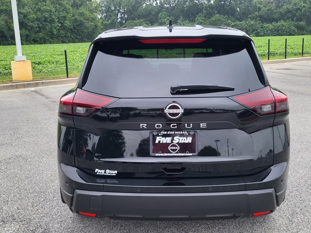 2026 Nissan Rogue S photo 2