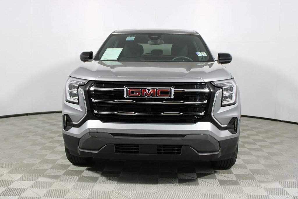 2025 GMC TERRAIN - Image 3