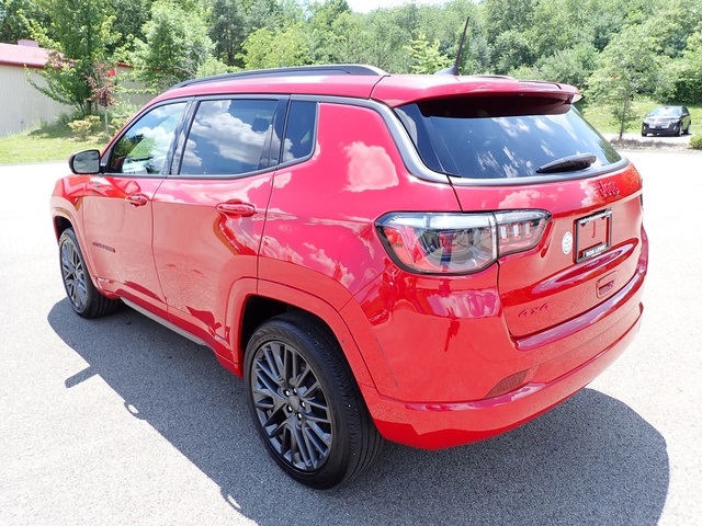 2022 Jeep Compass High Altitude photo 3