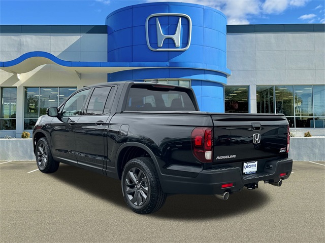 2023 Honda Ridgeline Sport photo 4