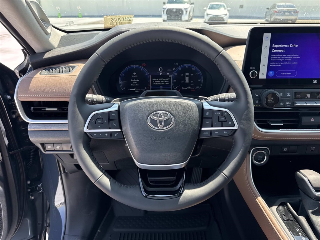 2025 Toyota Grand Highlander Limited photo 13