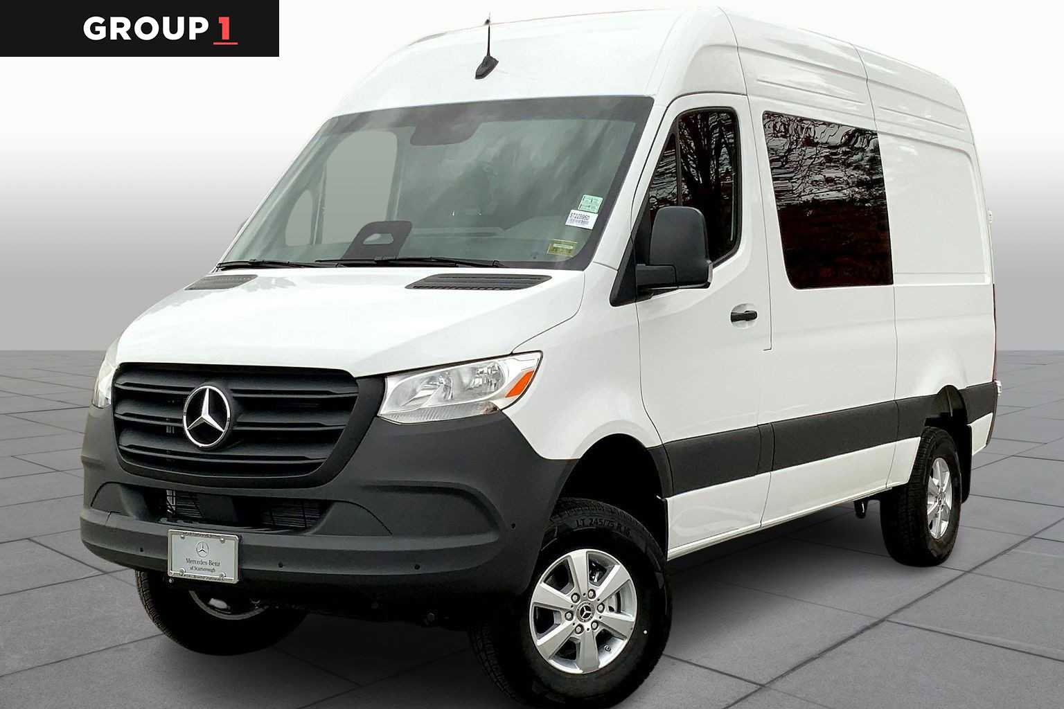 2025 Mercedes-Benz Sprinter Cargo Van Base's photo