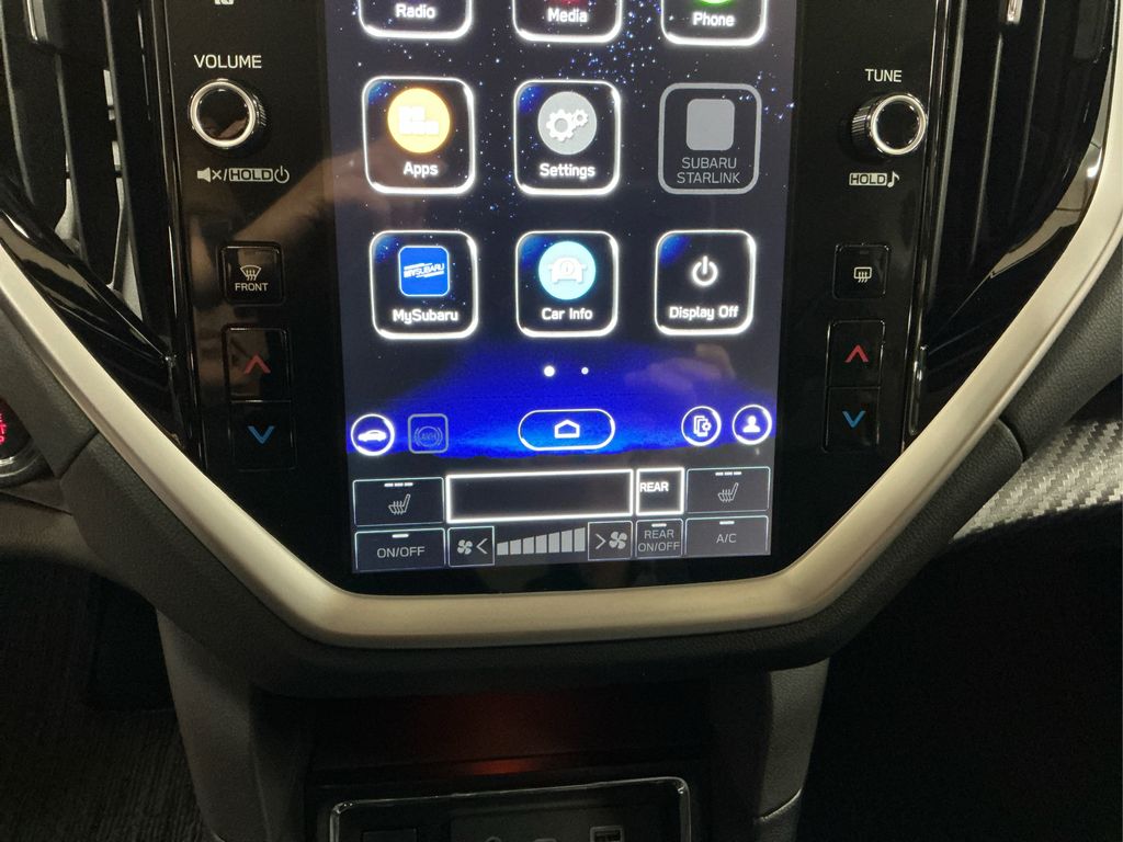 2024 Subaru Ascent Premium photo 16