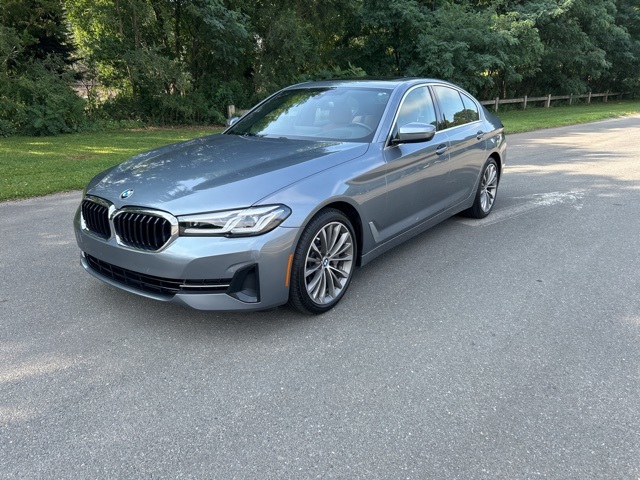 2022 BMW 5 Series 530i