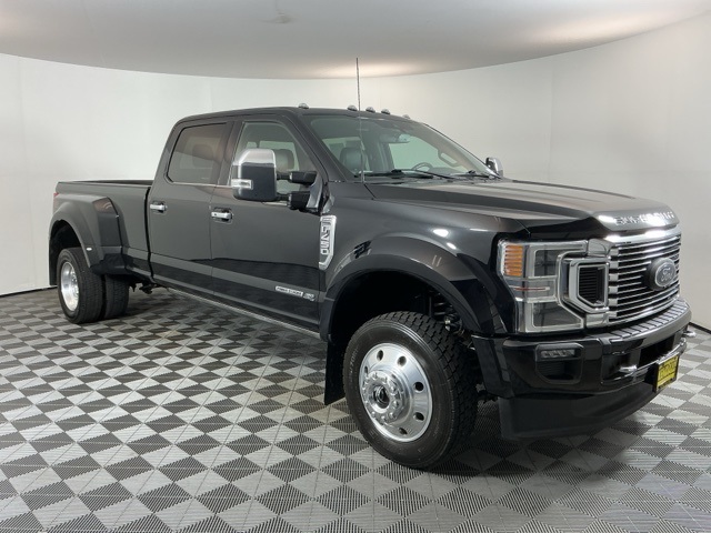 2022 Ford F-450 photo 3