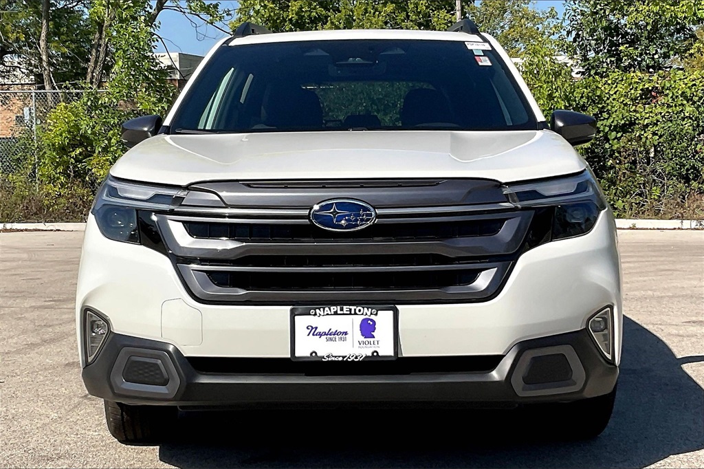 2025 Subaru Forester Limited photo 2