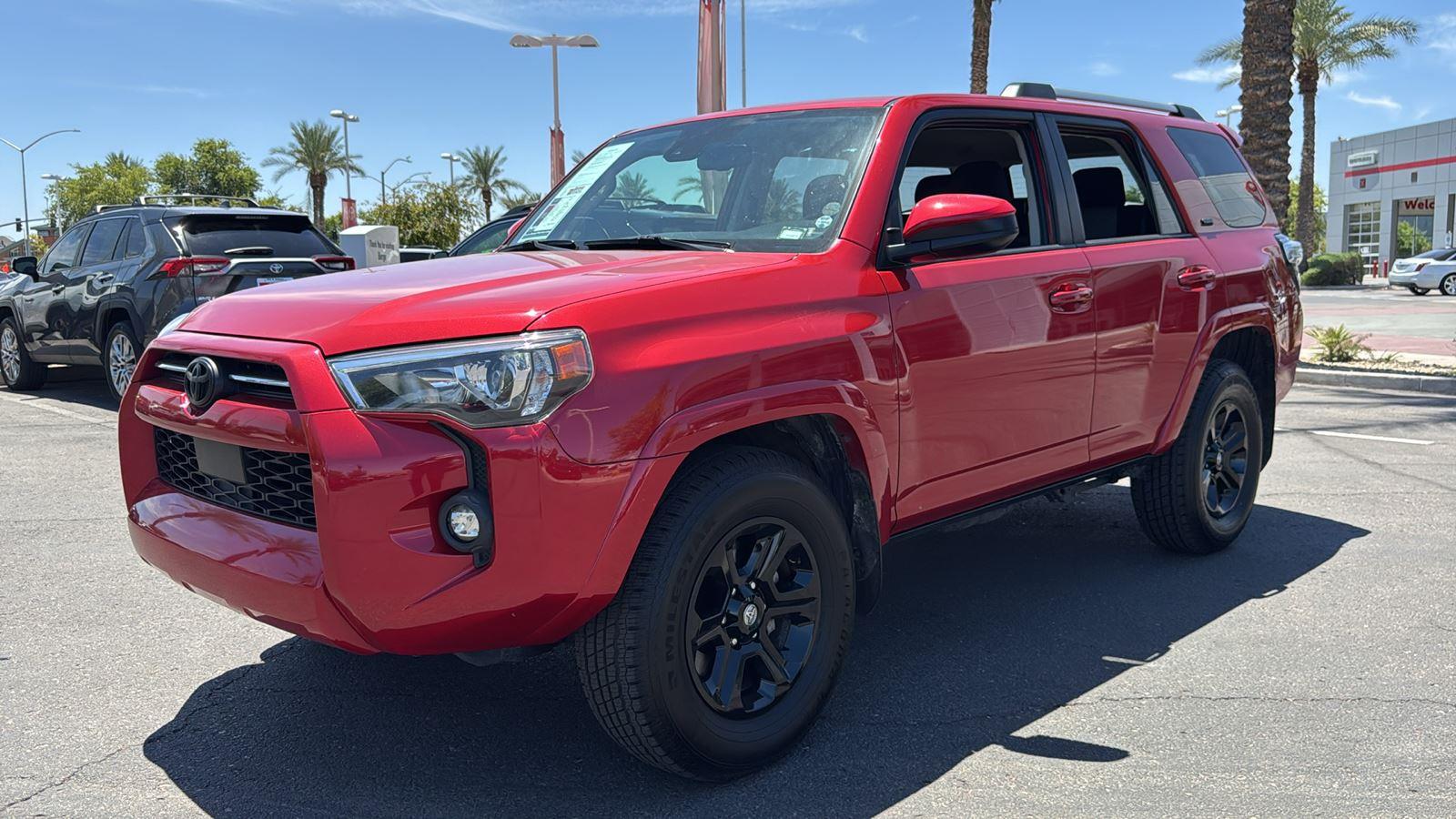 2023 Toyota 4Runner SR5 photo 3
