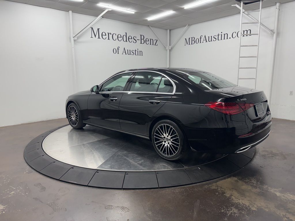 2026 Mercedes Benz C 300 4MATIC photo 3
