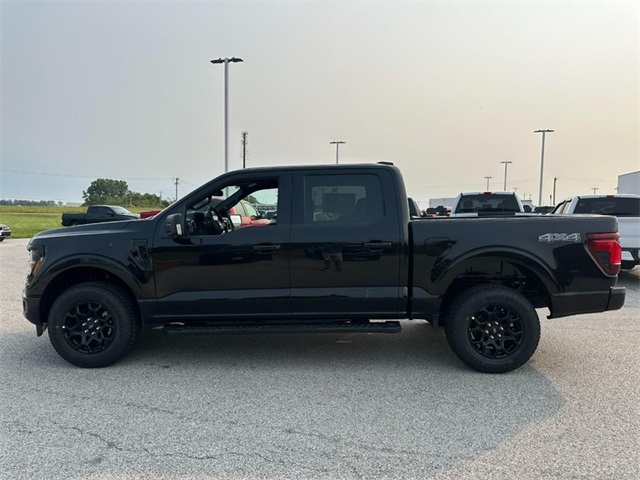 2025 Ford F-150 XLT photo 2