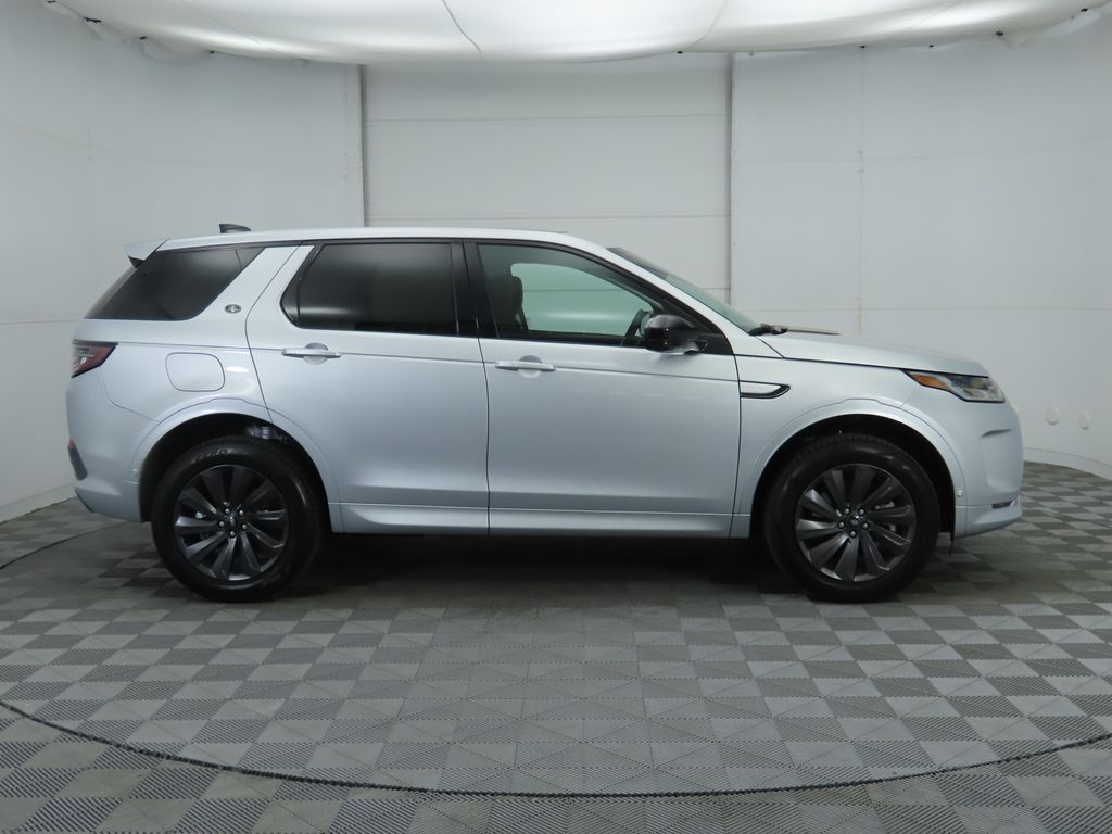 2025 Land Rover Discovery Sport S photo 3