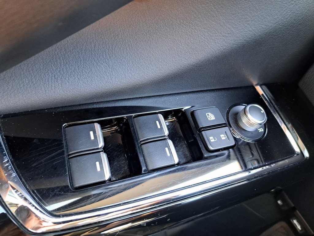 2023 Mazda CX-9 Touring photo 21