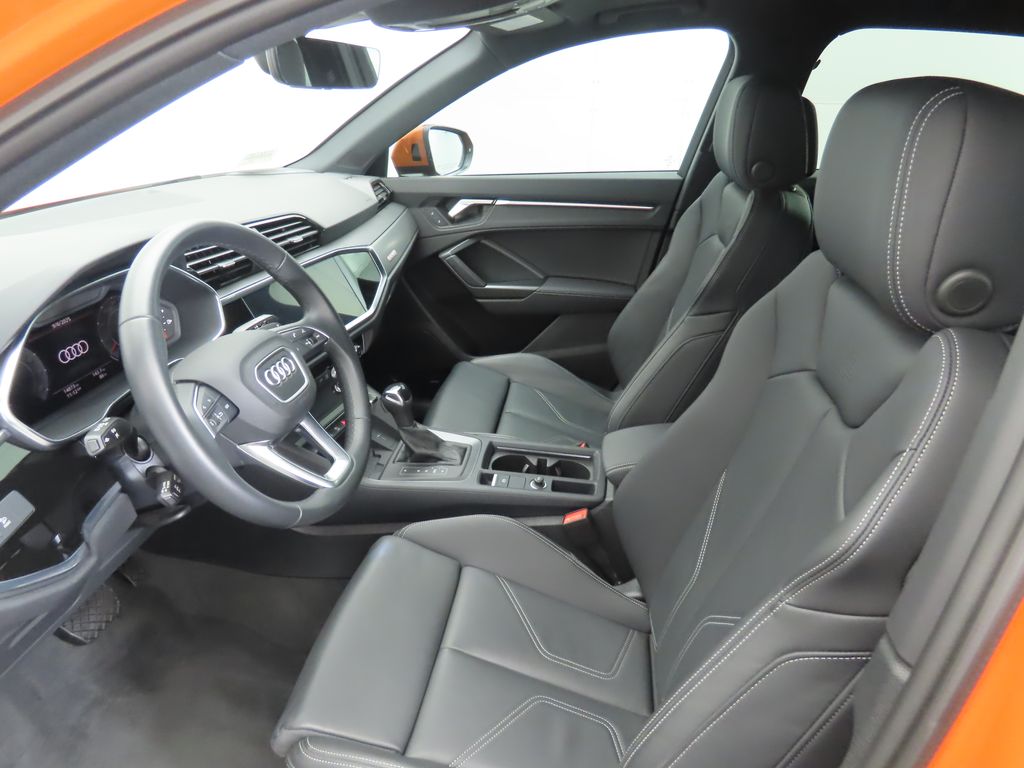 2024 Audi Q3 S line Premium Plus photo 18