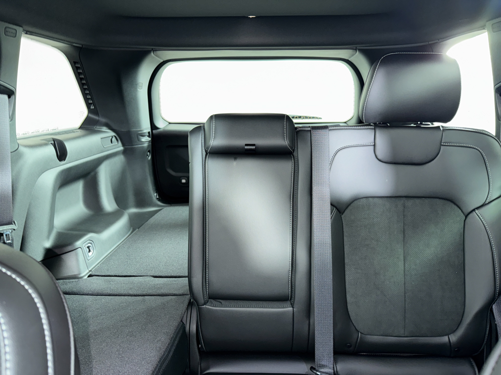 2025 Jeep Grand Cherokee Laredo Altitude photo 4