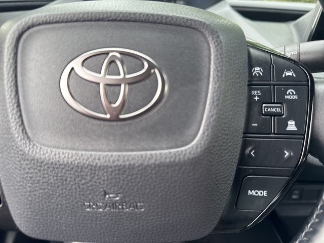 2024 Toyota Prius XLE photo 26
