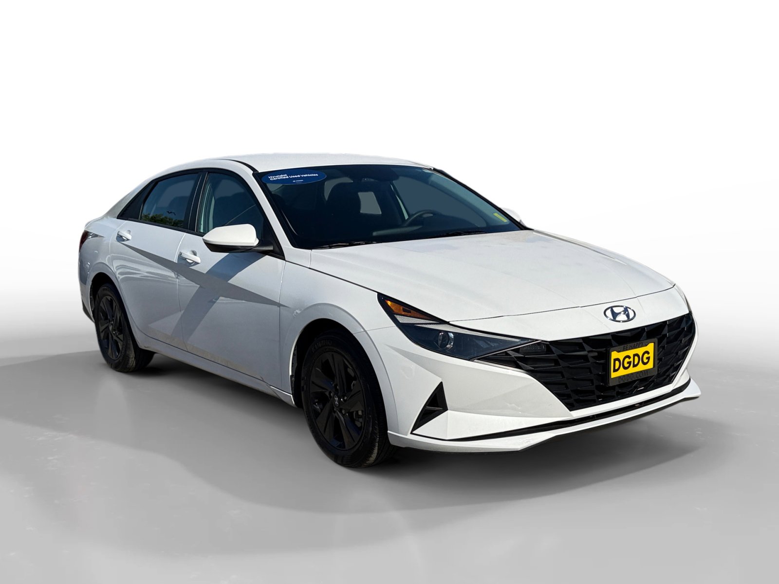 2023 Hyundai Elantra SEL photo 7