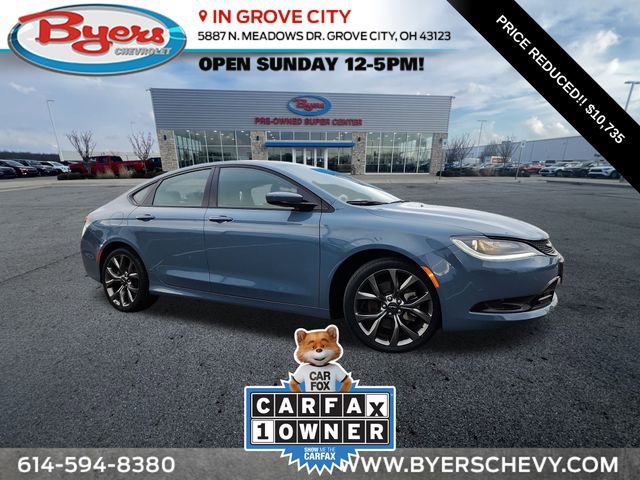 2015 Chrysler 200 S's photo
