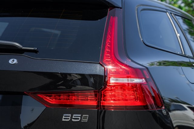 2026 Volvo V60 Cross Country B5 Plus photo 4