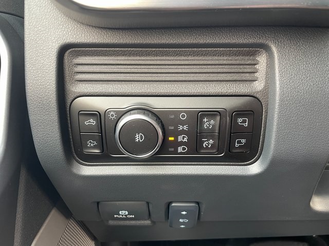 2025 Ford F-350 photo 26