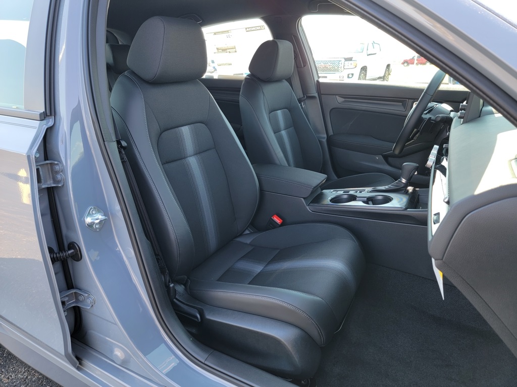 2026 Honda Civic Sport photo 7