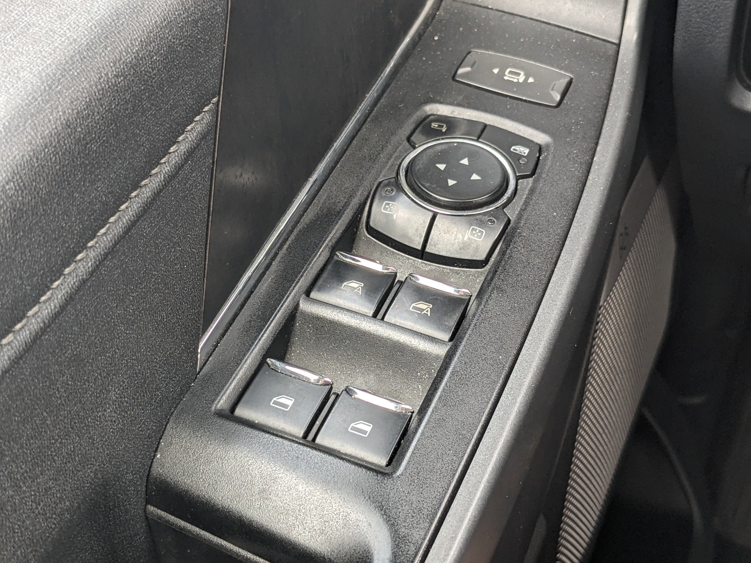 2023 Ford F-250 Lariat photo 18