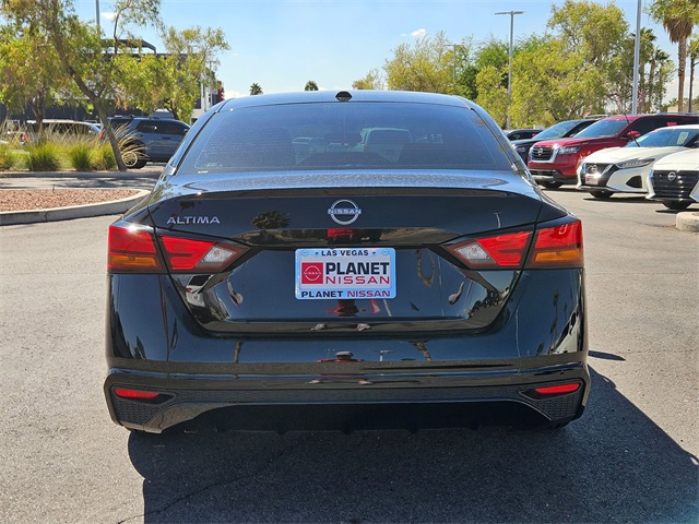 2025 Nissan Altima S photo 4