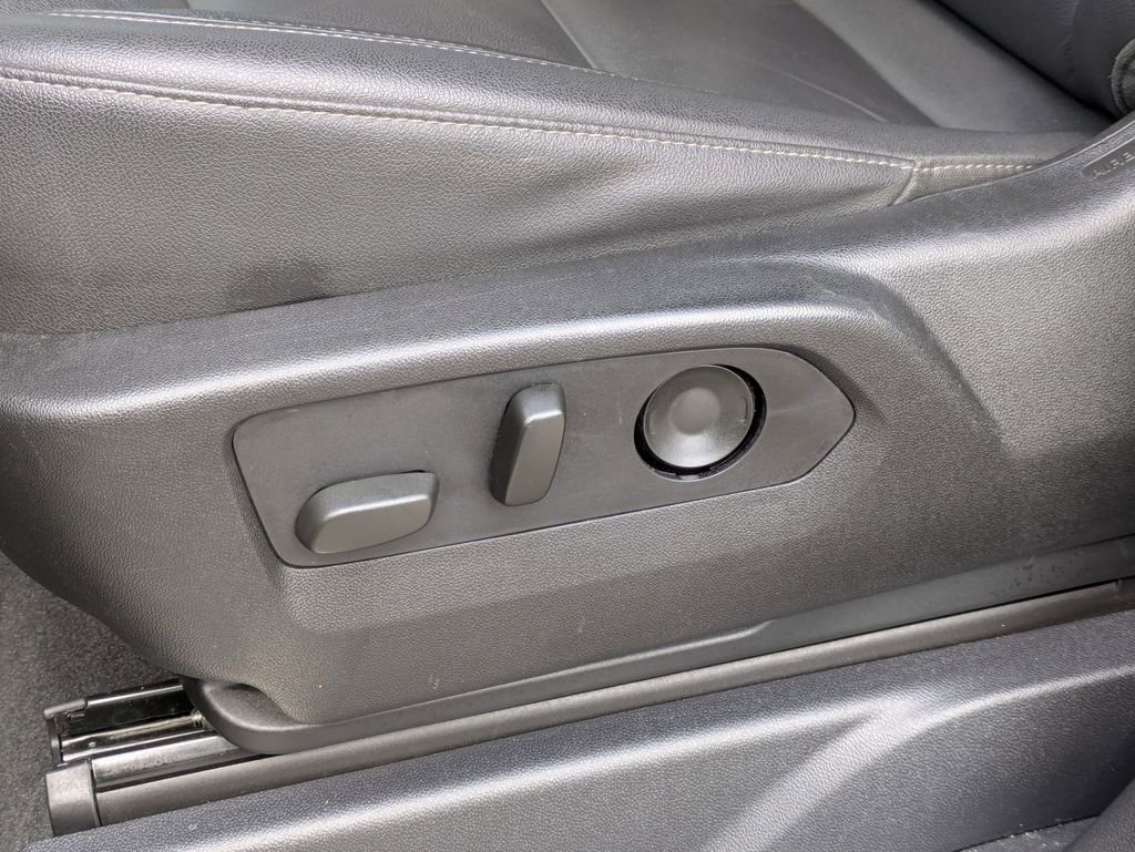 2021 Chevrolet Tahoe Z71 photo 13