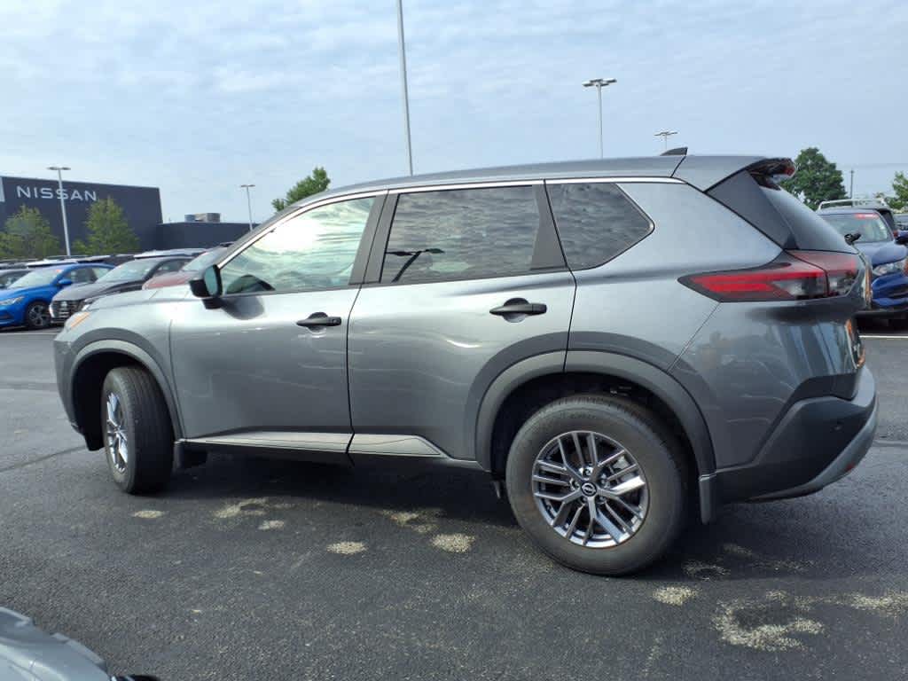 2023 Nissan Rogue S photo 6