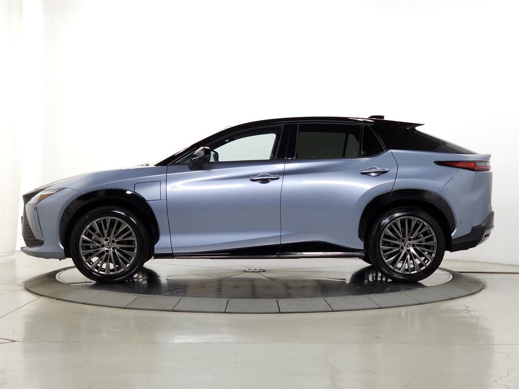 2024 Lexus RZ 300e photo 5
