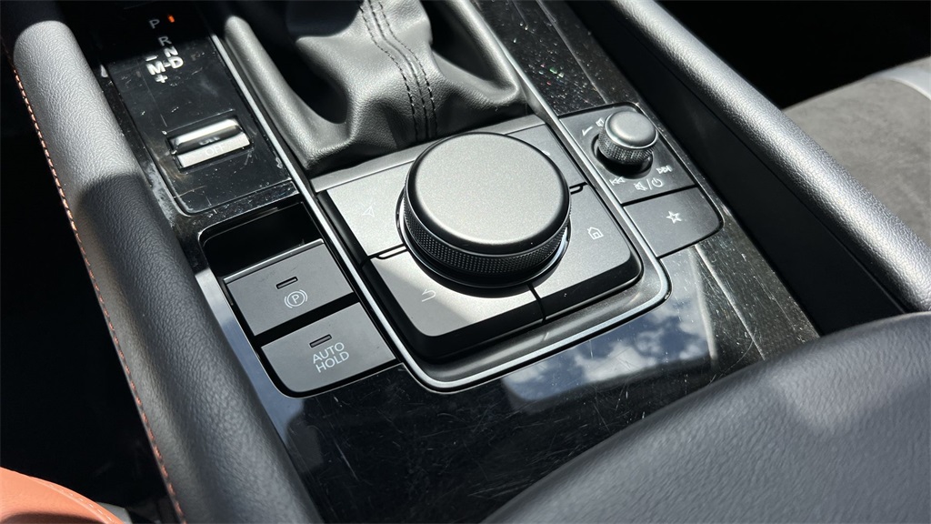 2024 Mazda Mazda3 Carbon Turbo photo 48