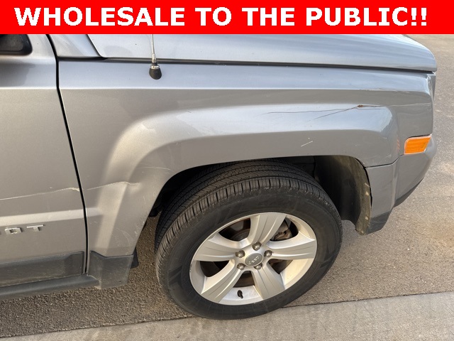 2015 Jeep Patriot Latitude photo 2