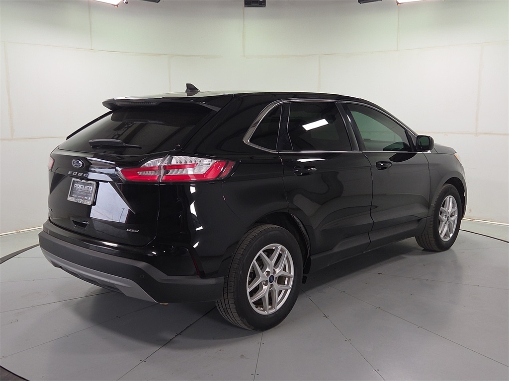 2021 Ford Edge SEL photo 8