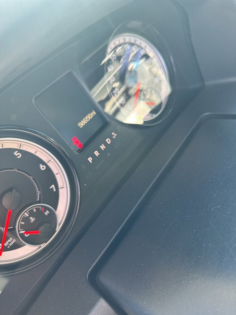 2021 Ram 1500 Classic SLT photo 4