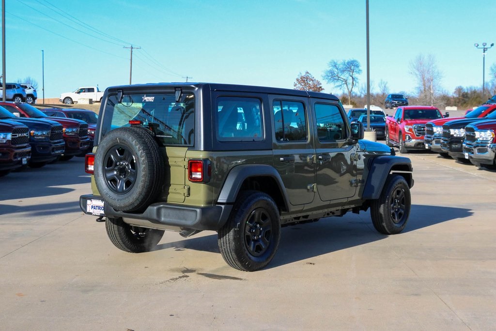 2025 Jeep Wrangler Sport photo 3