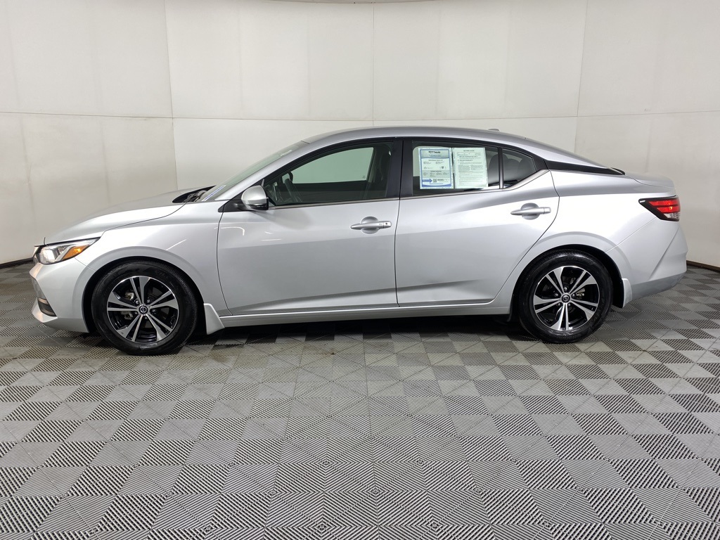 2020 Nissan Sentra SV photo 18
