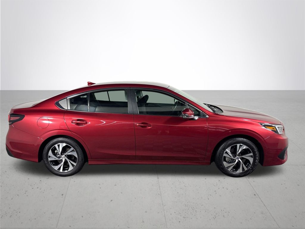 2022 Subaru Legacy Premium photo 5