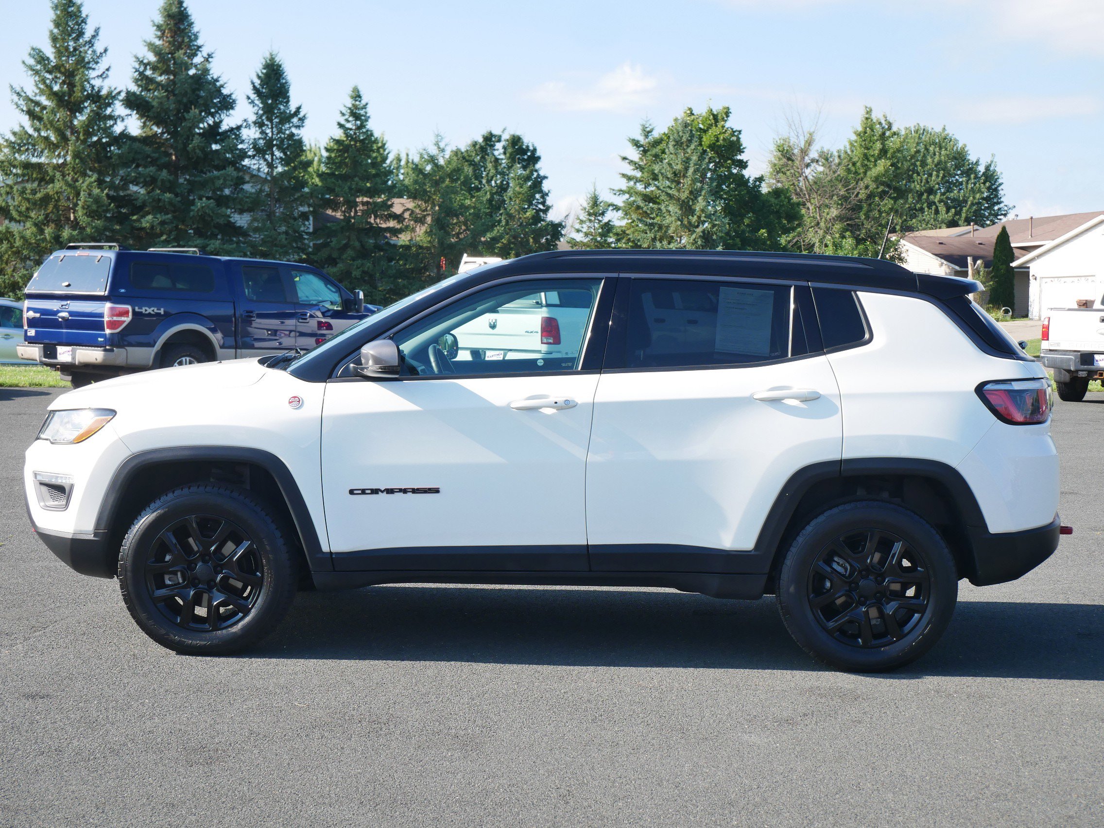 Used 2017 Jeep All-New Compass Trailhawk with VIN 3C4NJDDB7HT665952 for sale in Hastings, Minnesota