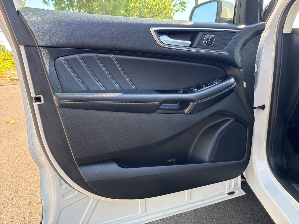 2018 Ford Edge Sport photo 12