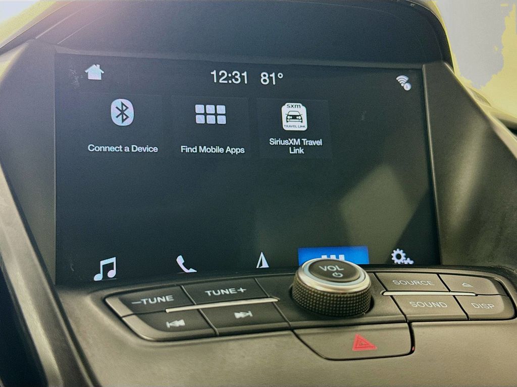 2018 Ford Escape SEL photo 16