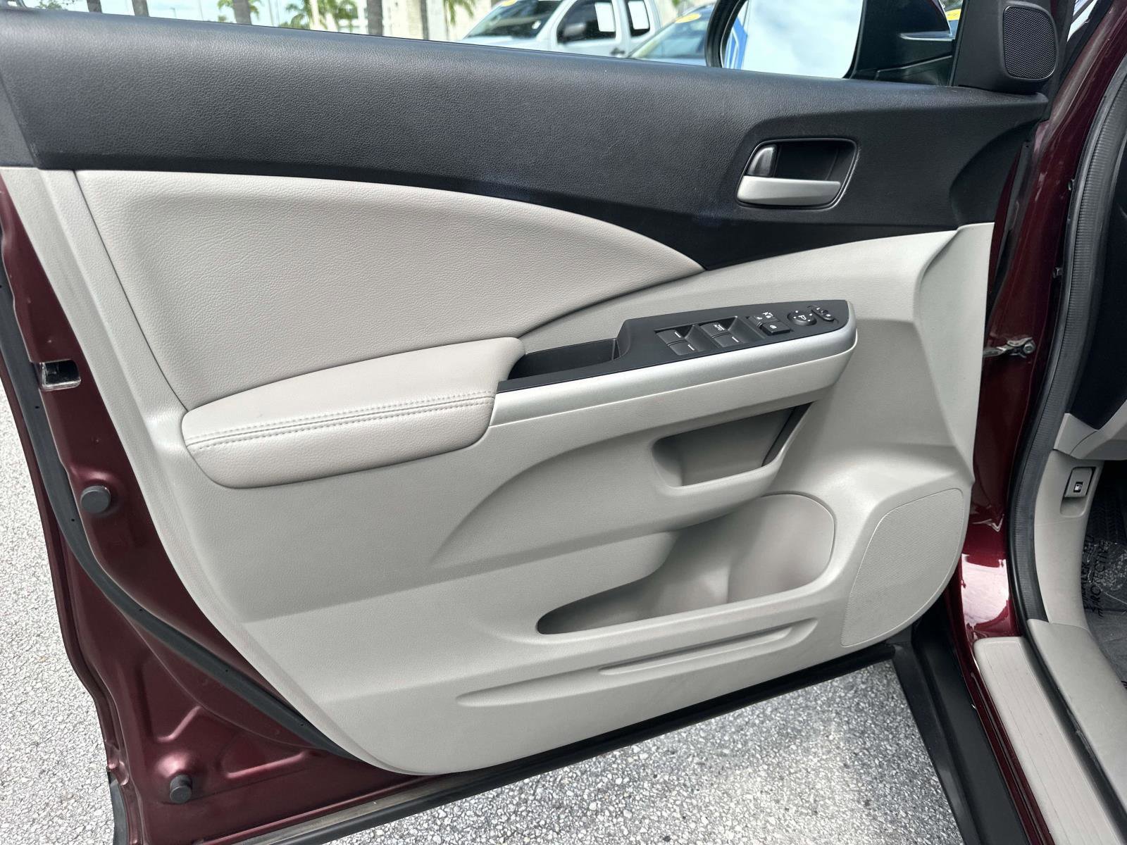 2014 Honda CR-V EX-L photo 16