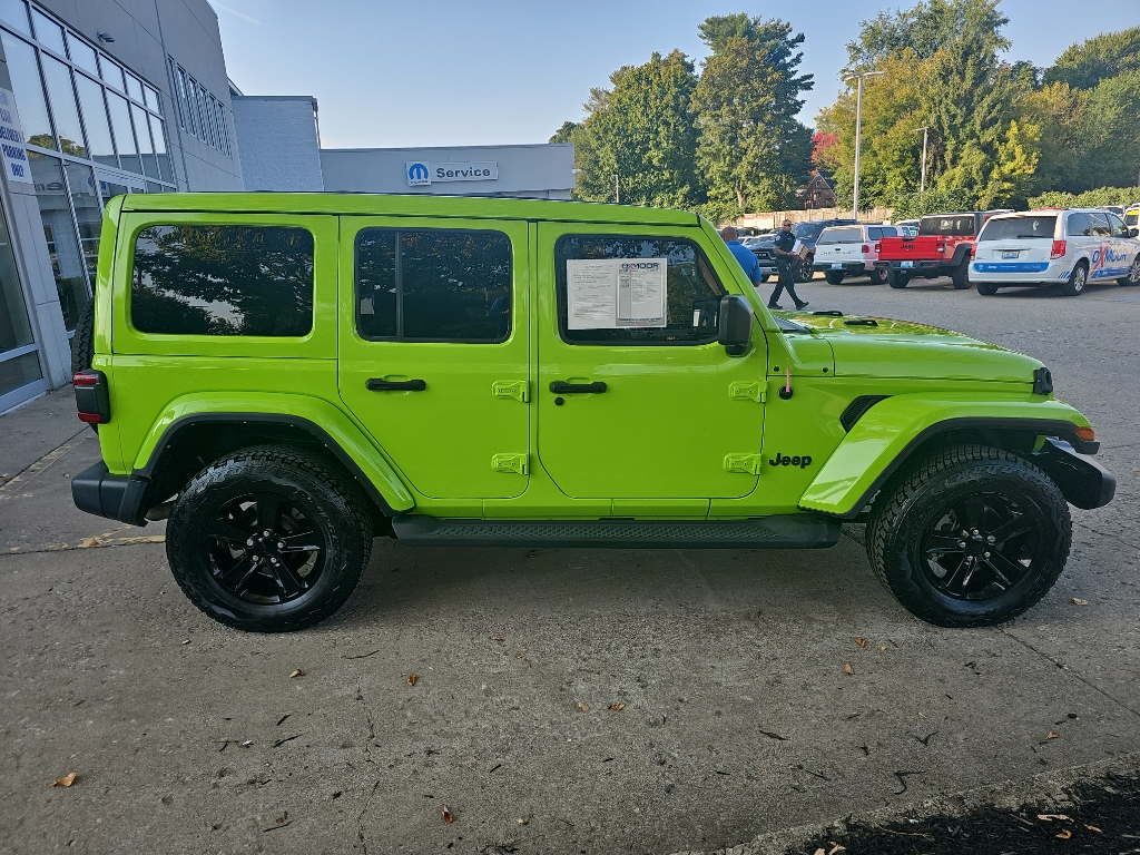 2021 Jeep Wrangler Unlimited Sahara Altitude photo 5