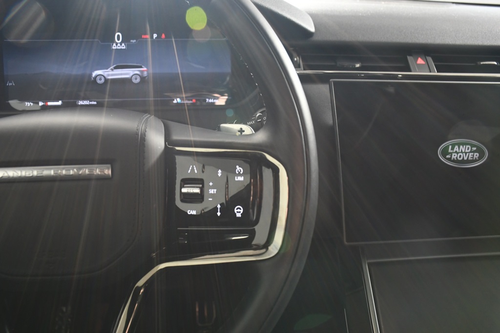 2025 Land Rover Range Rover Velar SE photo 29