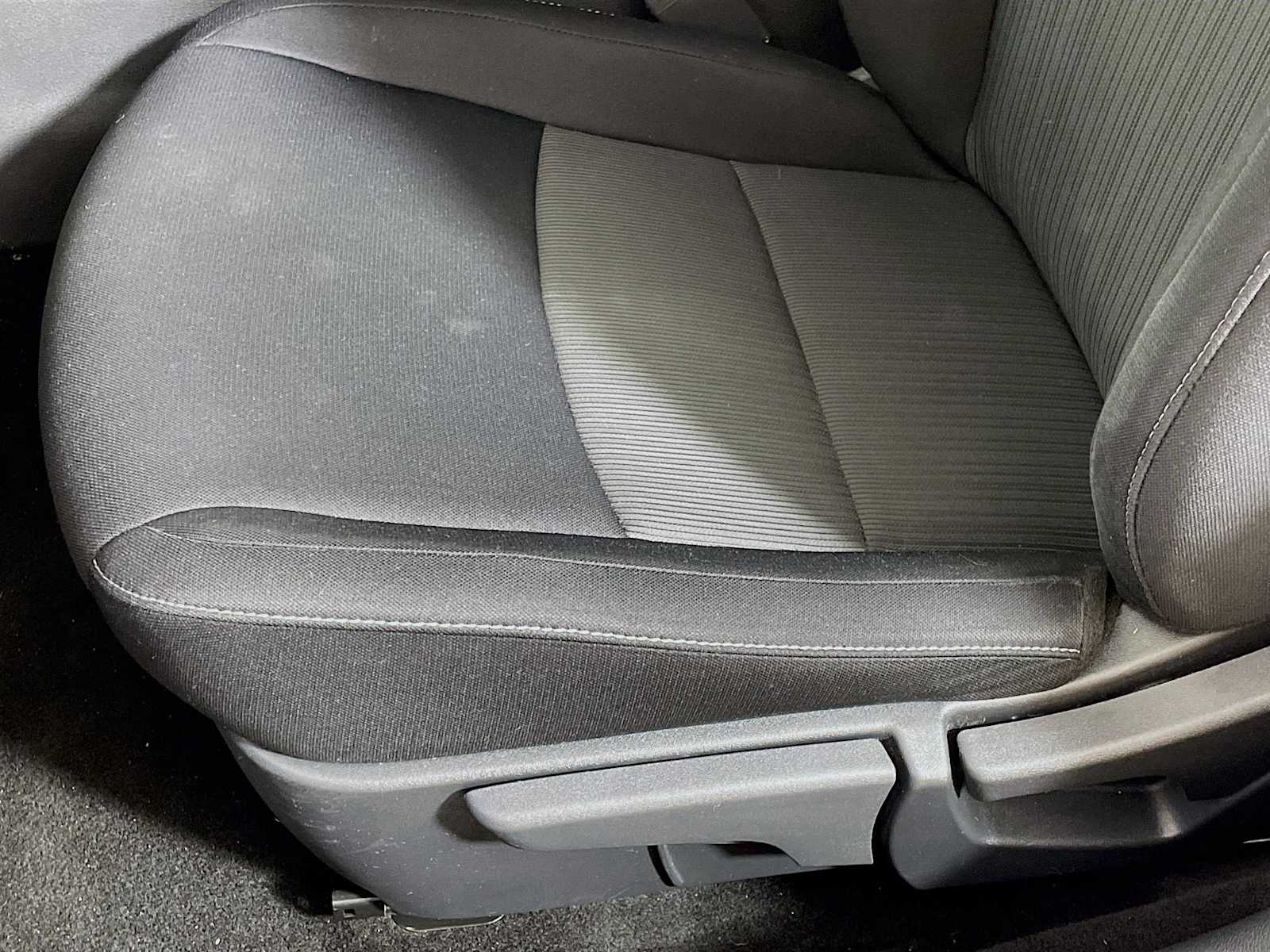 2021 Nissan Sentra SV photo 17